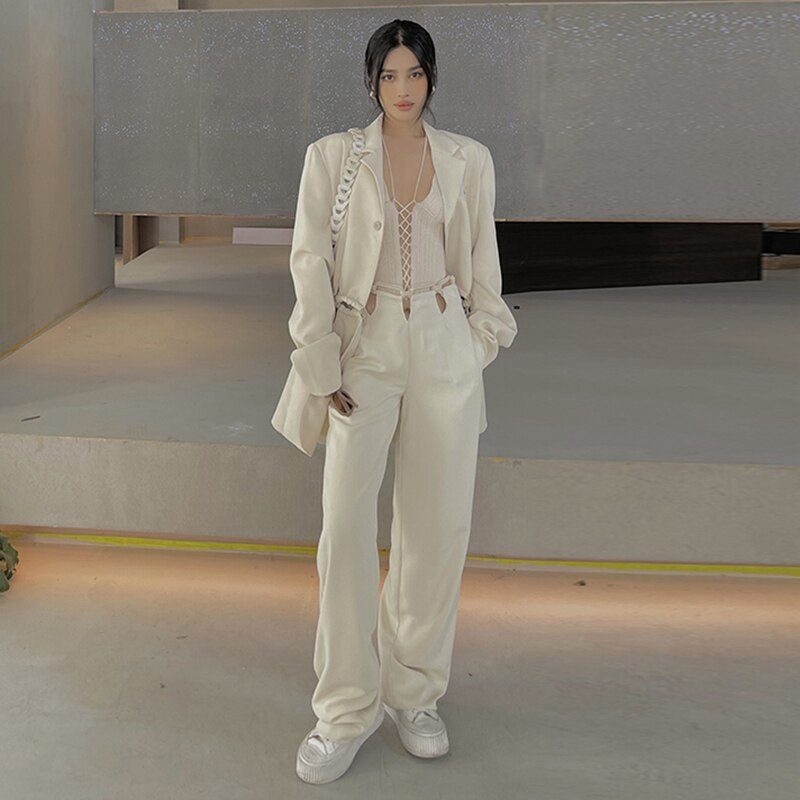 Realta Wide Leg Pant Suit